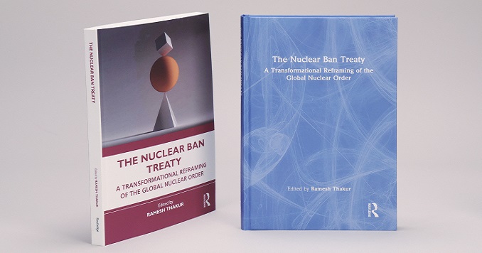 Book cover of the hardcover and softcover version